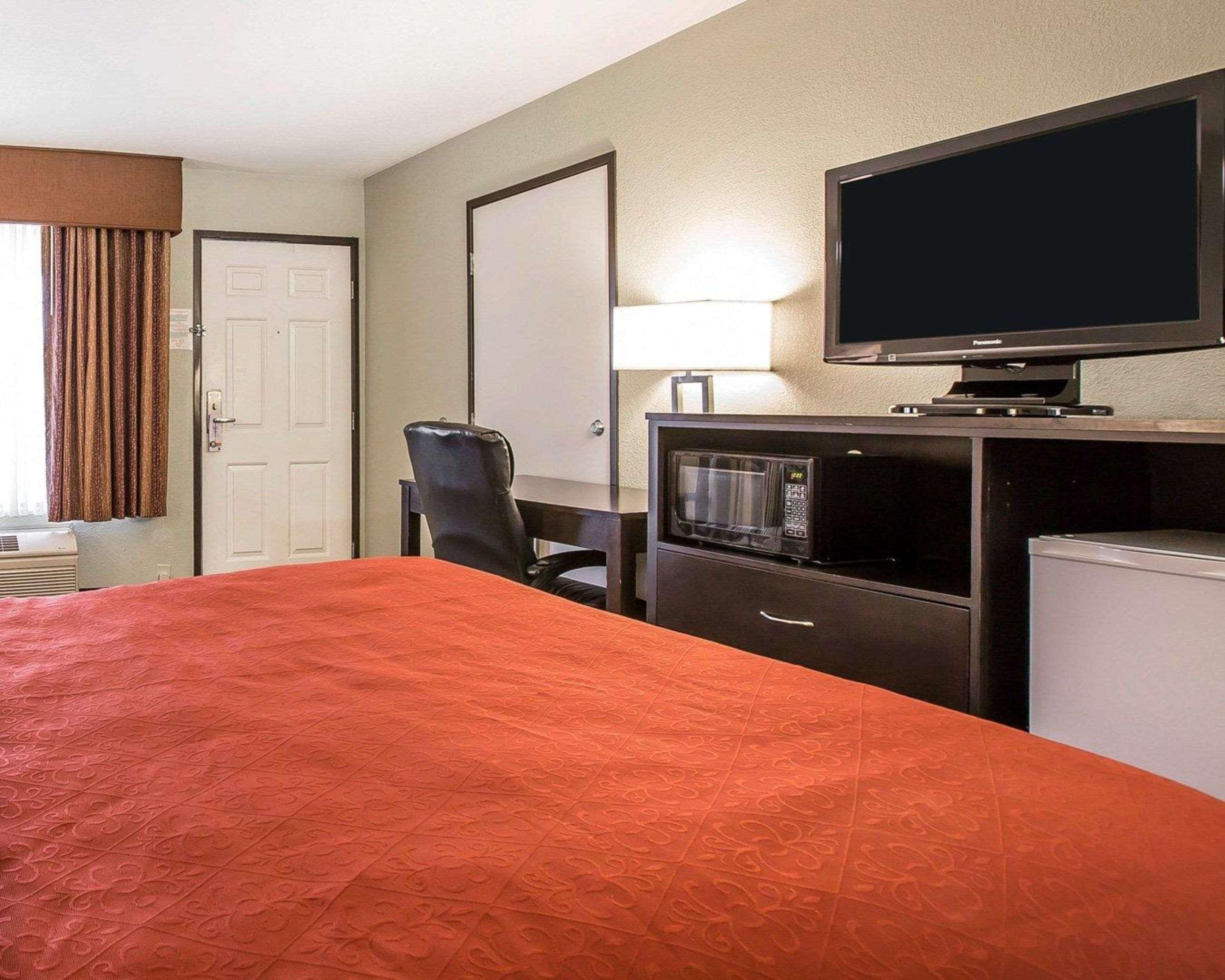 Quality Inn & Suites Woodland - Sacramento Airport Esterno foto