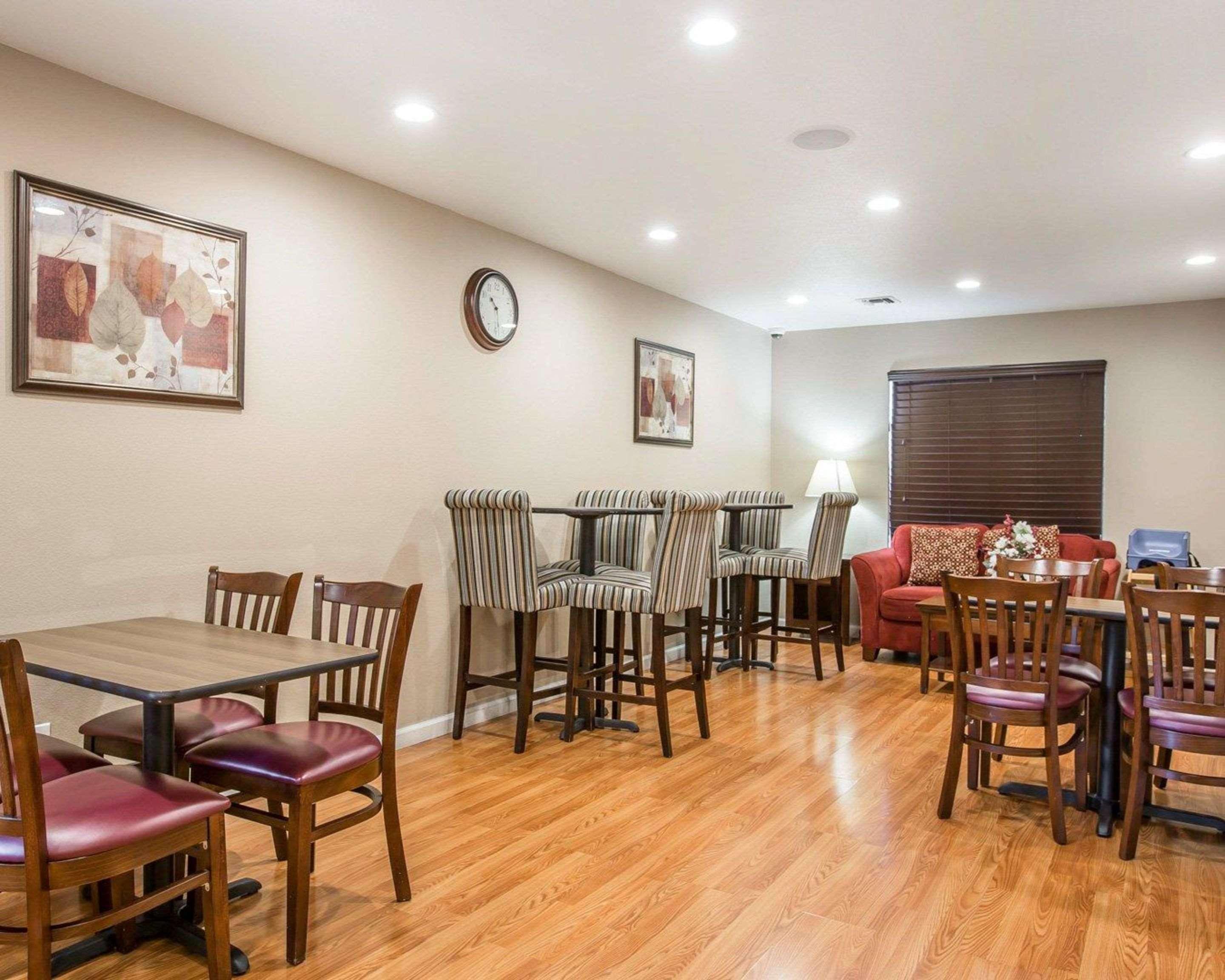 Quality Inn & Suites Woodland - Sacramento Airport Esterno foto
