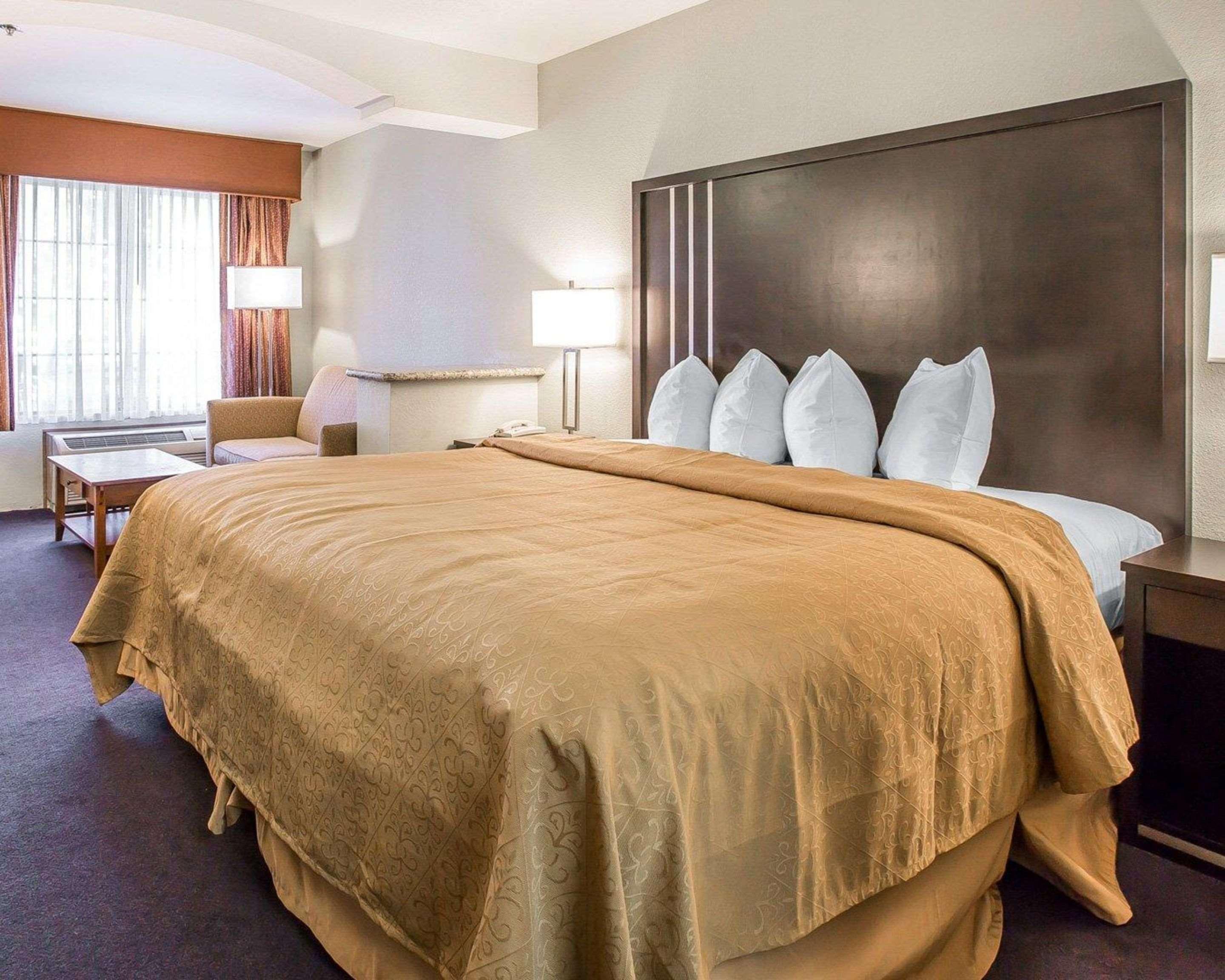 Quality Inn & Suites Woodland - Sacramento Airport Esterno foto