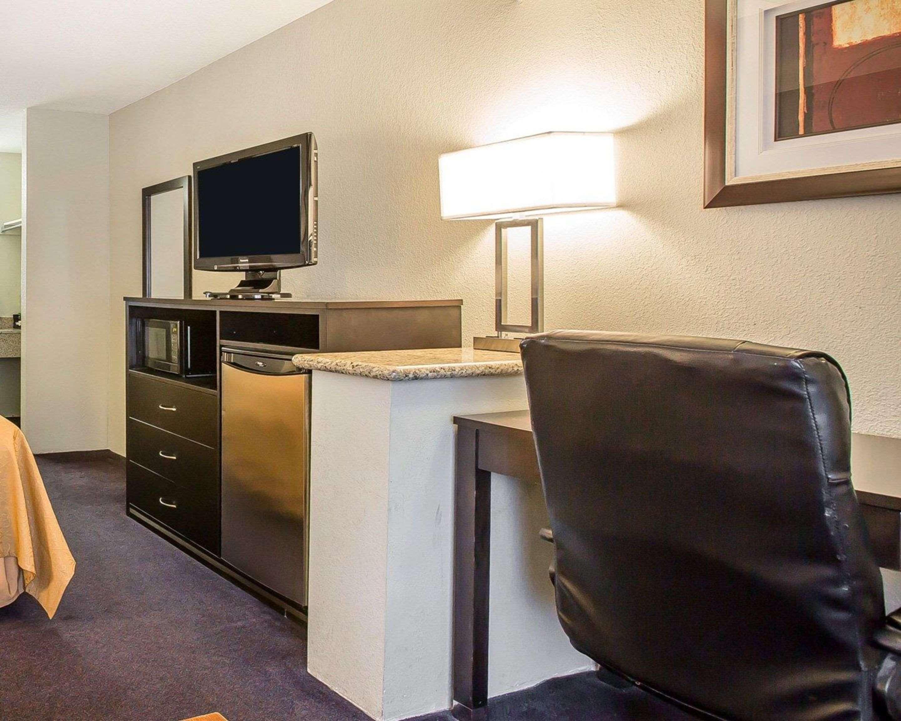 Quality Inn & Suites Woodland - Sacramento Airport Esterno foto