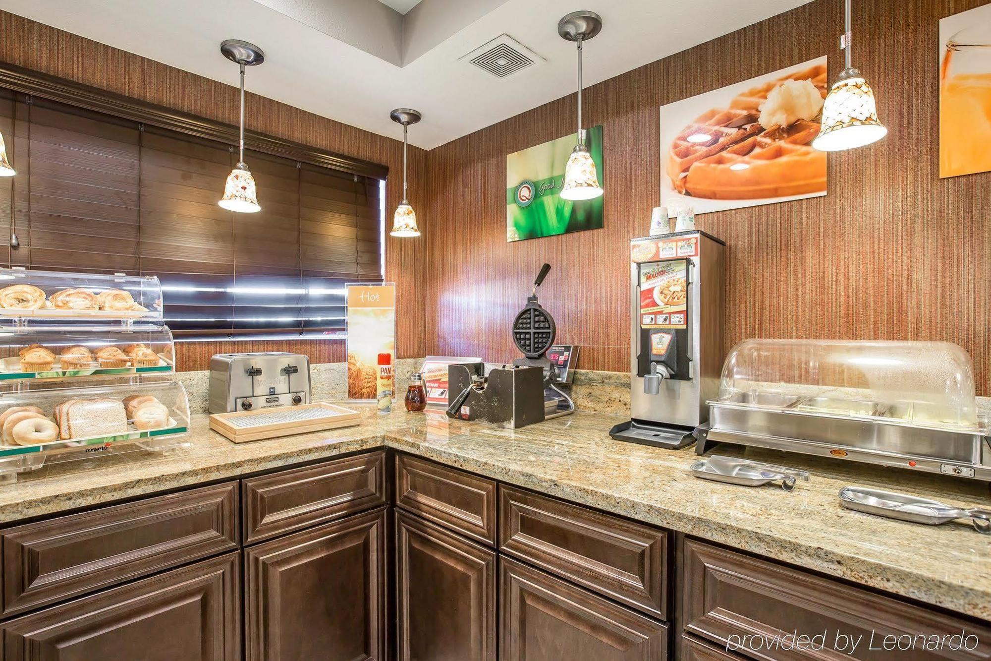 Quality Inn & Suites Woodland - Sacramento Airport Esterno foto